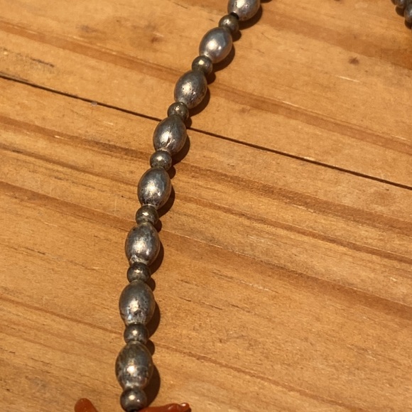 πΊπΊπΊ VINTAGE GENUINE CORAL NECKLACE πΊπΊπΊ - Picture 4 of 9